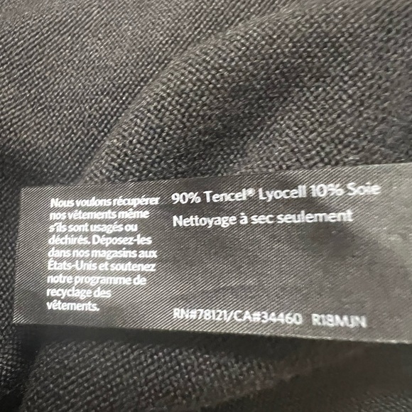 EILEEN FISHER blouse sweater size S/M. - Picture 13 of 13